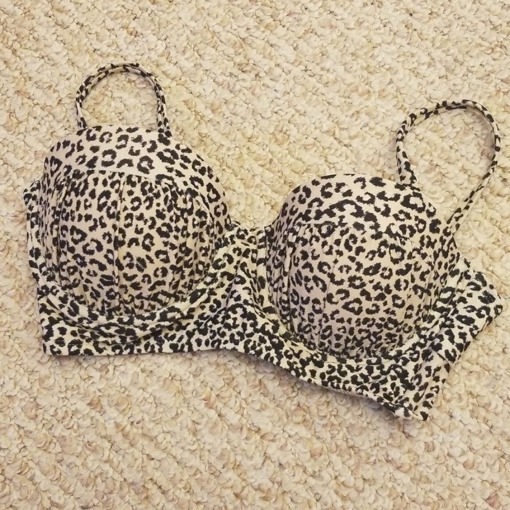 Leopard bikini top